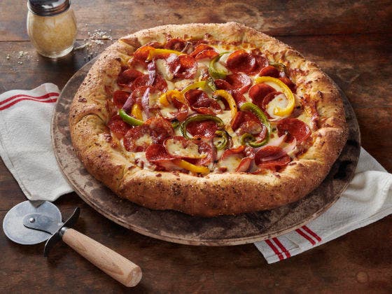 Pepperoni and Peppers Pizza, featuring Hillshire Farm® Sliced Pepperoni, 14 oz