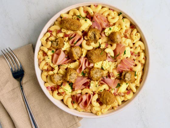 Pimento Breakfast Mac Attack Bowl