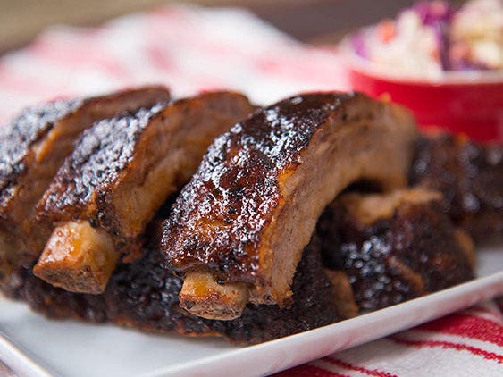 Image of baby back ribs ribs on a plate.